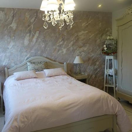 Bed and Breakfast Le Jardin Des Secrets La Voivre  Экстерьер фото